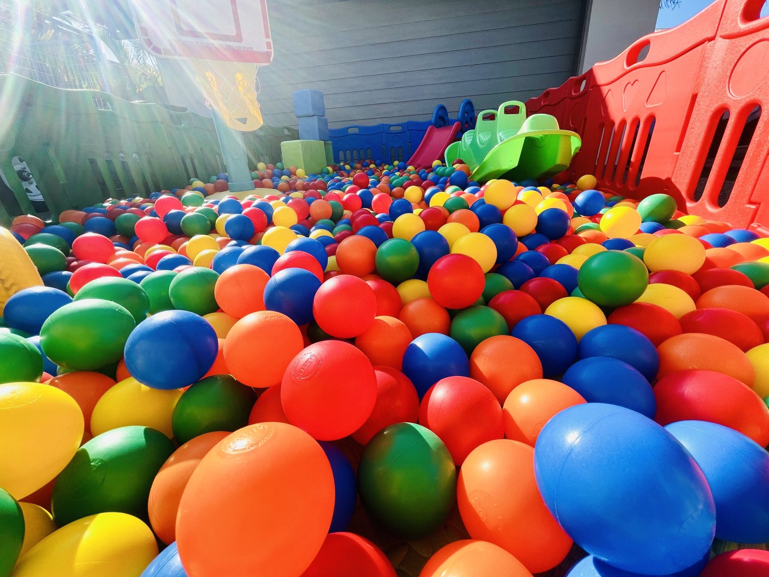 Rainbow Mega Explorer Soft Play & Ball Pit - Image 2